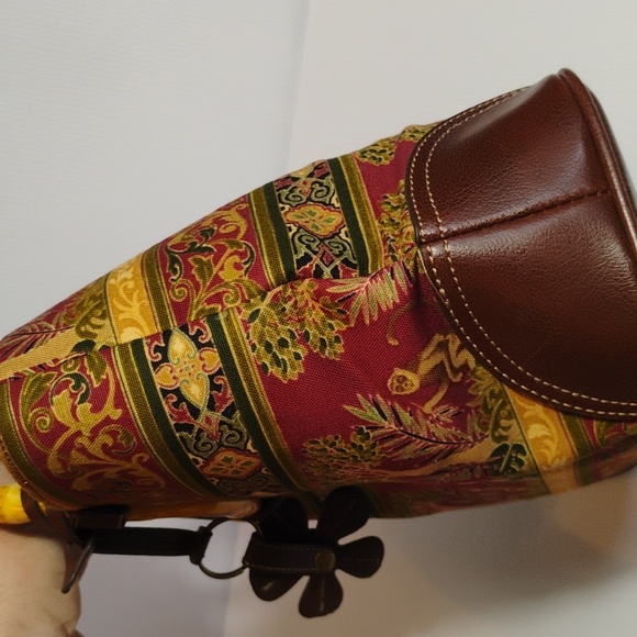 Relic Vintage Monkey Tapestry Bamboo Wood Handles Crossbody - Picture 6 of 11